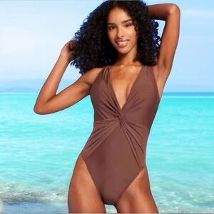 🥳 3/$26 Shade & Shore ~ Cocoa Brown Twist Front Plunge One Piece Swimsuit